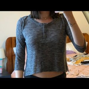 charcoal 3 quarter sleeves crop top